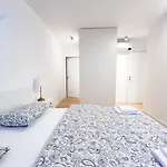 Blue Life 3b Tirabora Short Rent, Con Parcheggio Privato 公寓