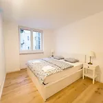 Blue Life 3b Tirabora Short Rent, Con Parcheggio Privato 的里雅斯特